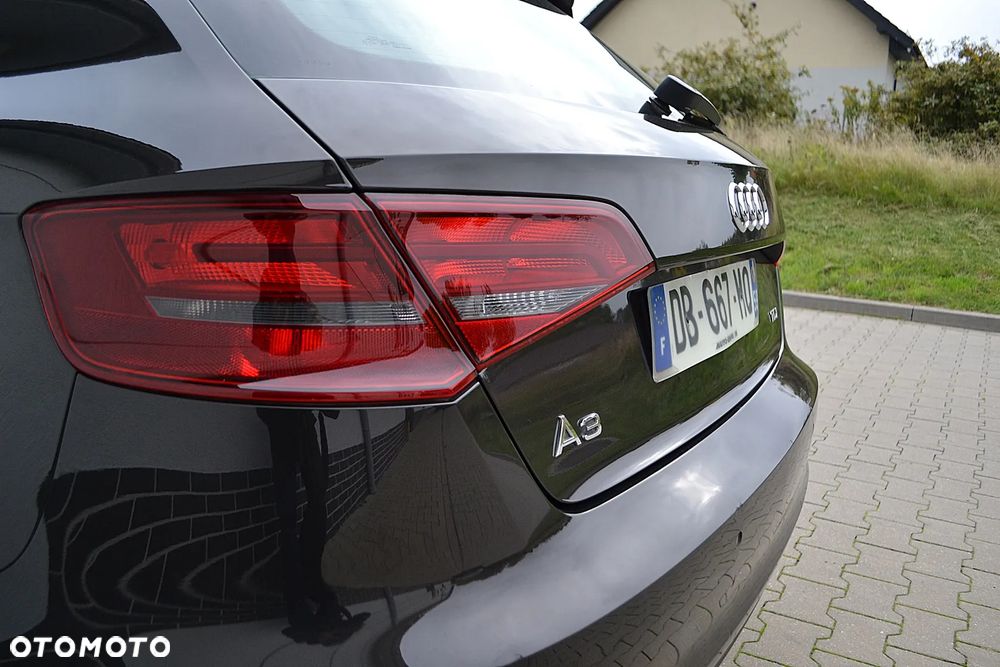 Audi A3 Sportback 1.6 TDI Ambiente - 21