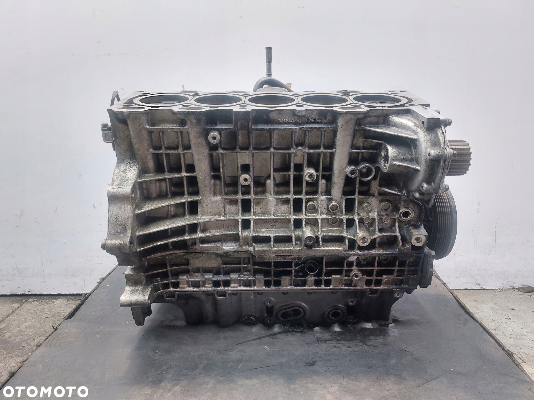 Blok silnika Volvo XC90 I V70 S80 XC70 2.4 D5 D5244T 2002- - 9