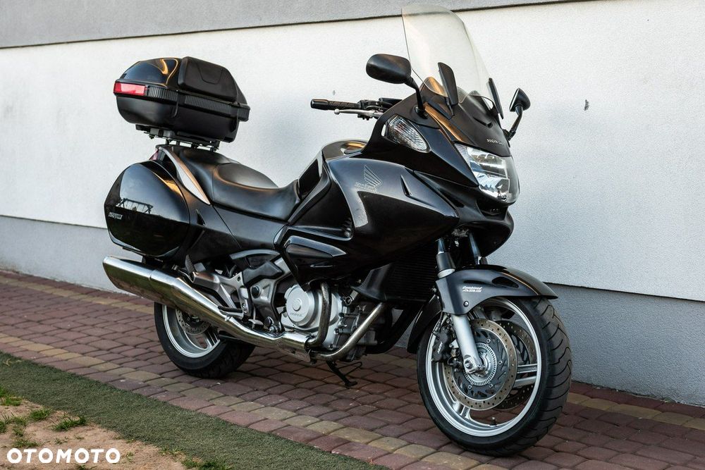 Honda NTV - 1