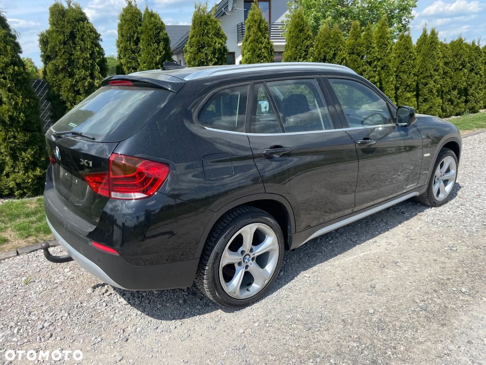 BMW X1 sDrive20i xLine - 9