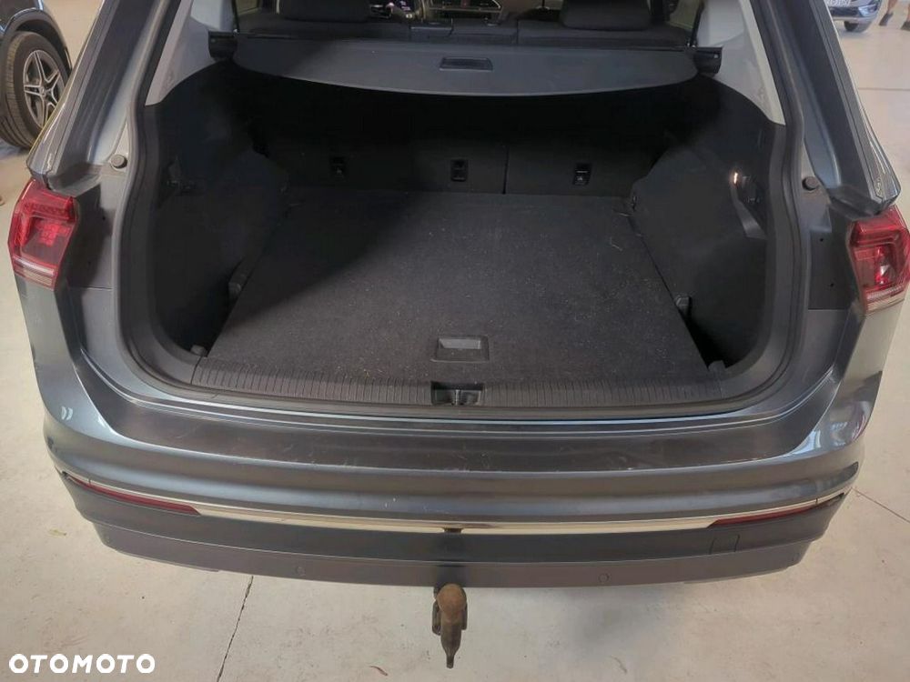 Volkswagen Tiguan Allspace - 10