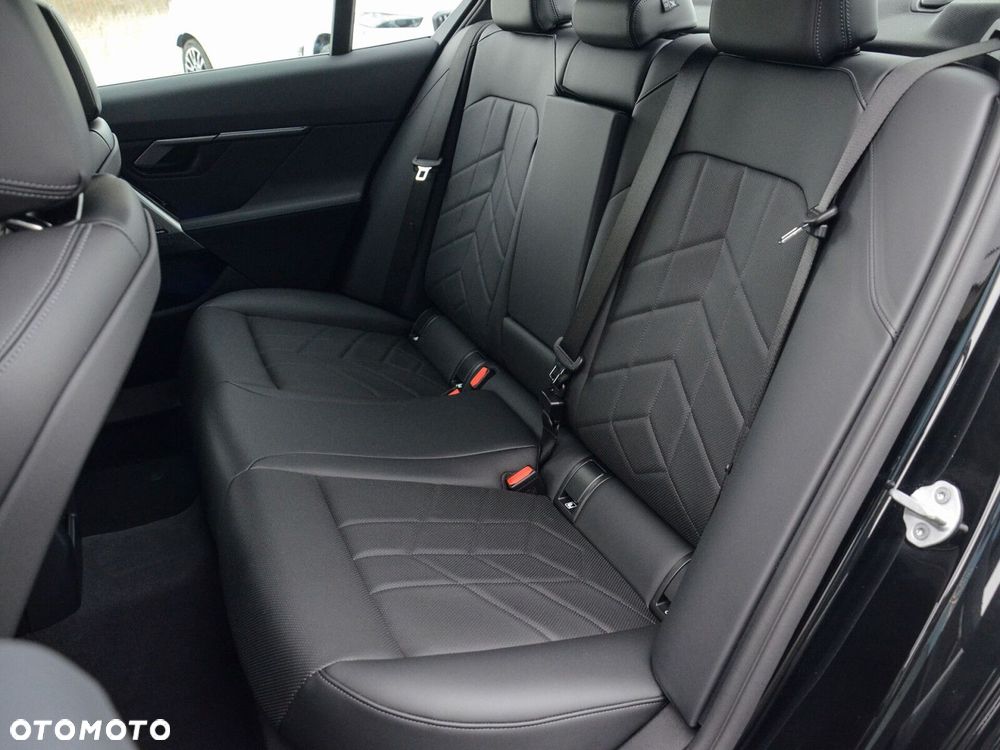 BMW Seria 5 - 33
