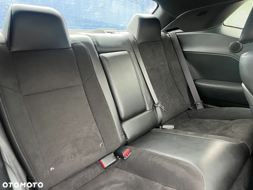 Dodge Challenger 5.7 R/T - 17