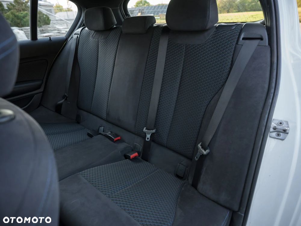 BMW Seria 1 118i Edition M Sport Shadow - 30