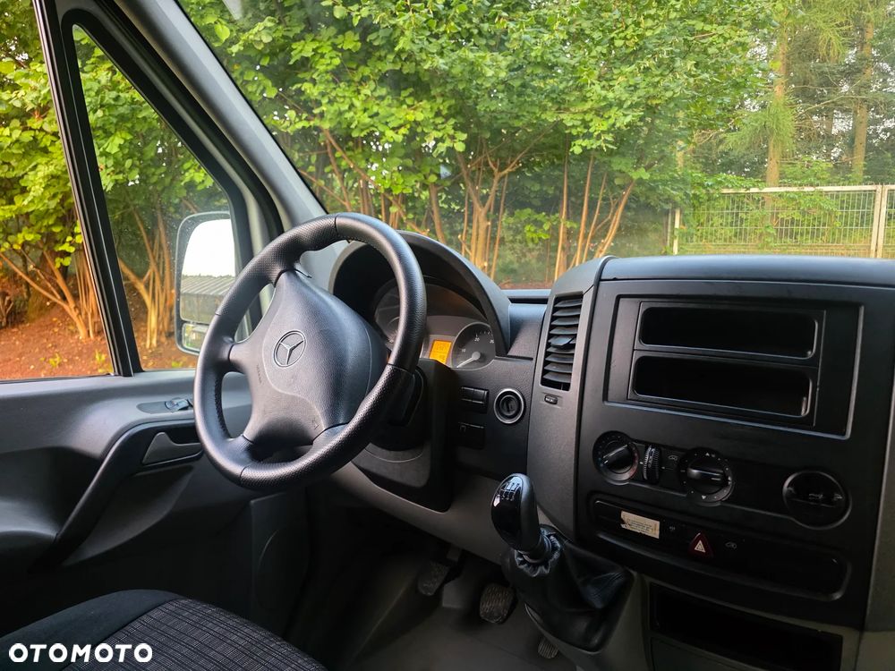Mercedes-Benz SPRINTER - 7