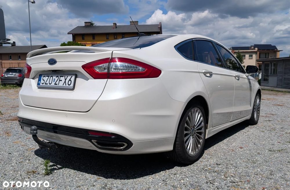 Ford Fusion 2.0 EcoBoost Titanium - 3