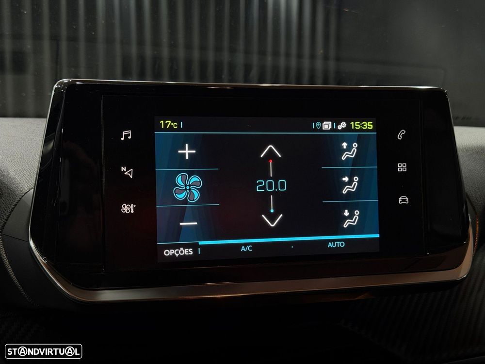 Peugeot e-2008 50 kWh Active - 22