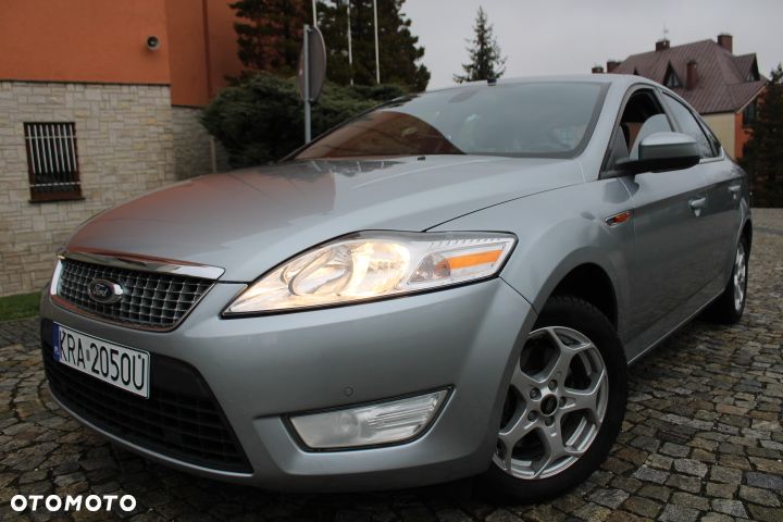 Ford Mondeo 2.0 Ambiente - 10