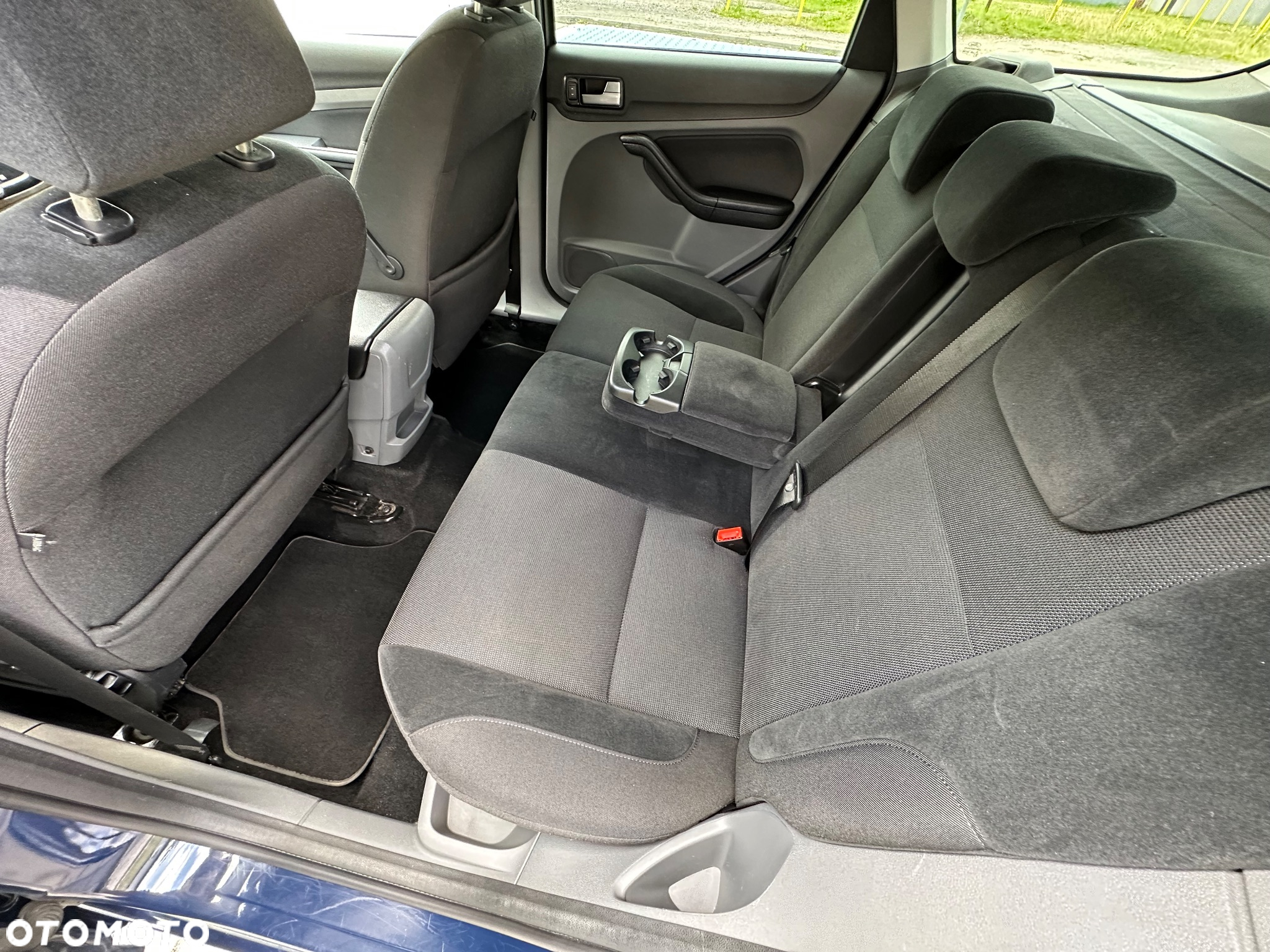 Ford Focus 2.0 16V Ghia - 14