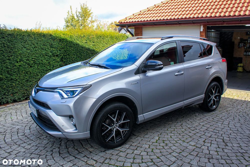 Toyota RAV4 Hybrid Selection 4x2 - 21