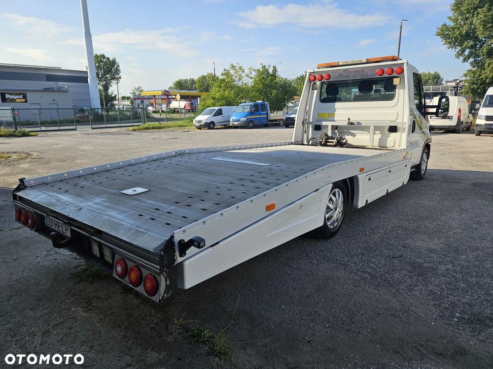 Iveco DAILY 35S18 - 25