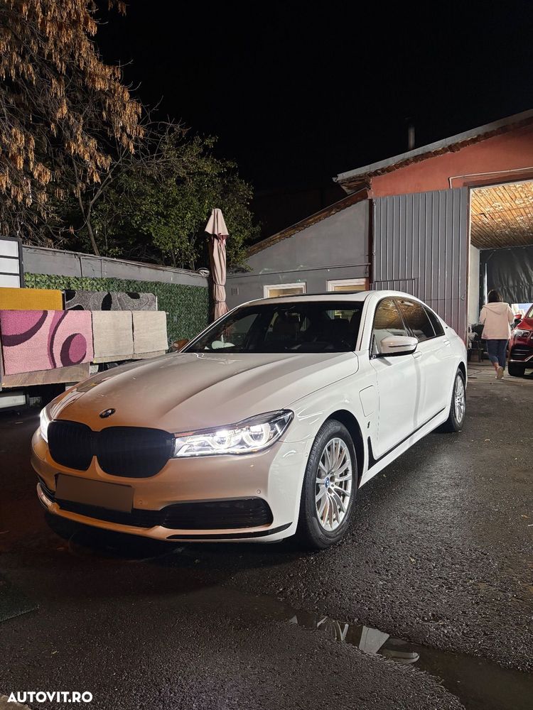 BMW Seria 7 740Le xDrive iPerformance - 1