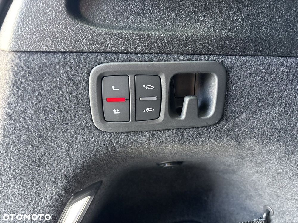 Audi Q7 TFSI e PHEV 290 kW Quattro Tiptr - 12