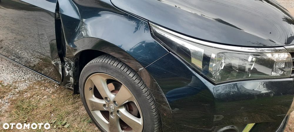 Toyota Corolla 1.6 Active - 4