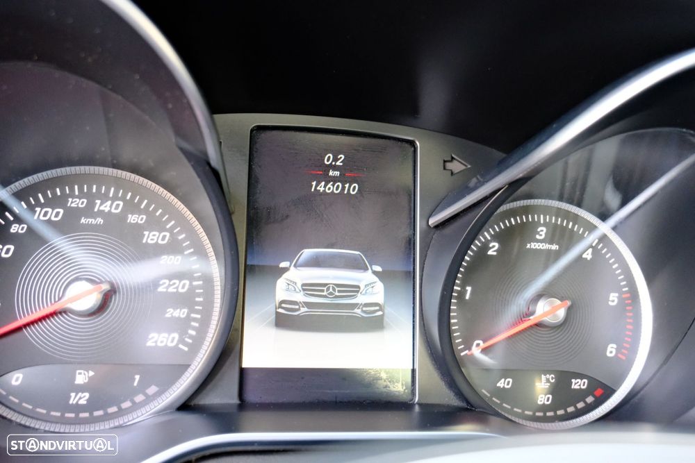 Mercedes-Benz C 180 BlueTEC Avantgarde - 16