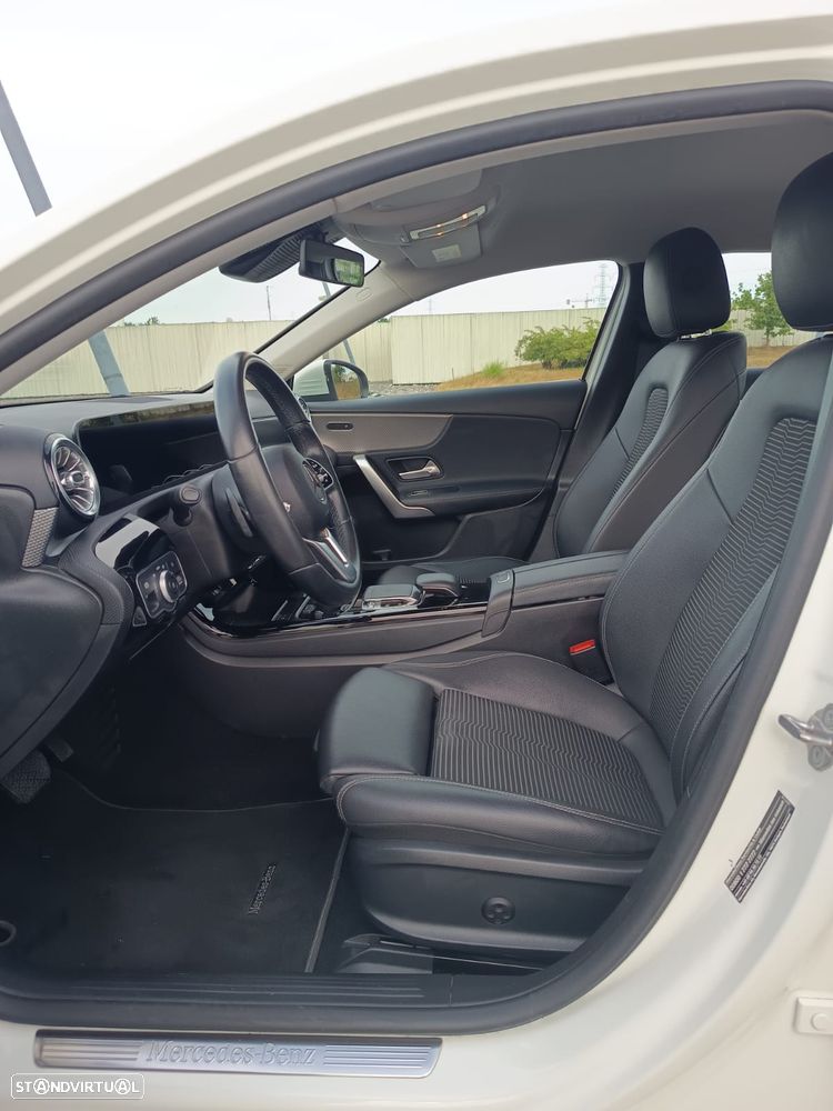 Mercedes-Benz A 250 Limousine e 8G-DCT Progressive - 4