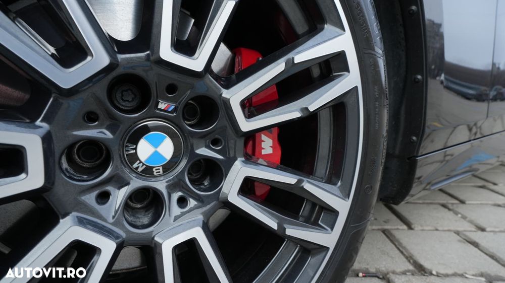 BMW Seria 5 520i AT MHEV - 13