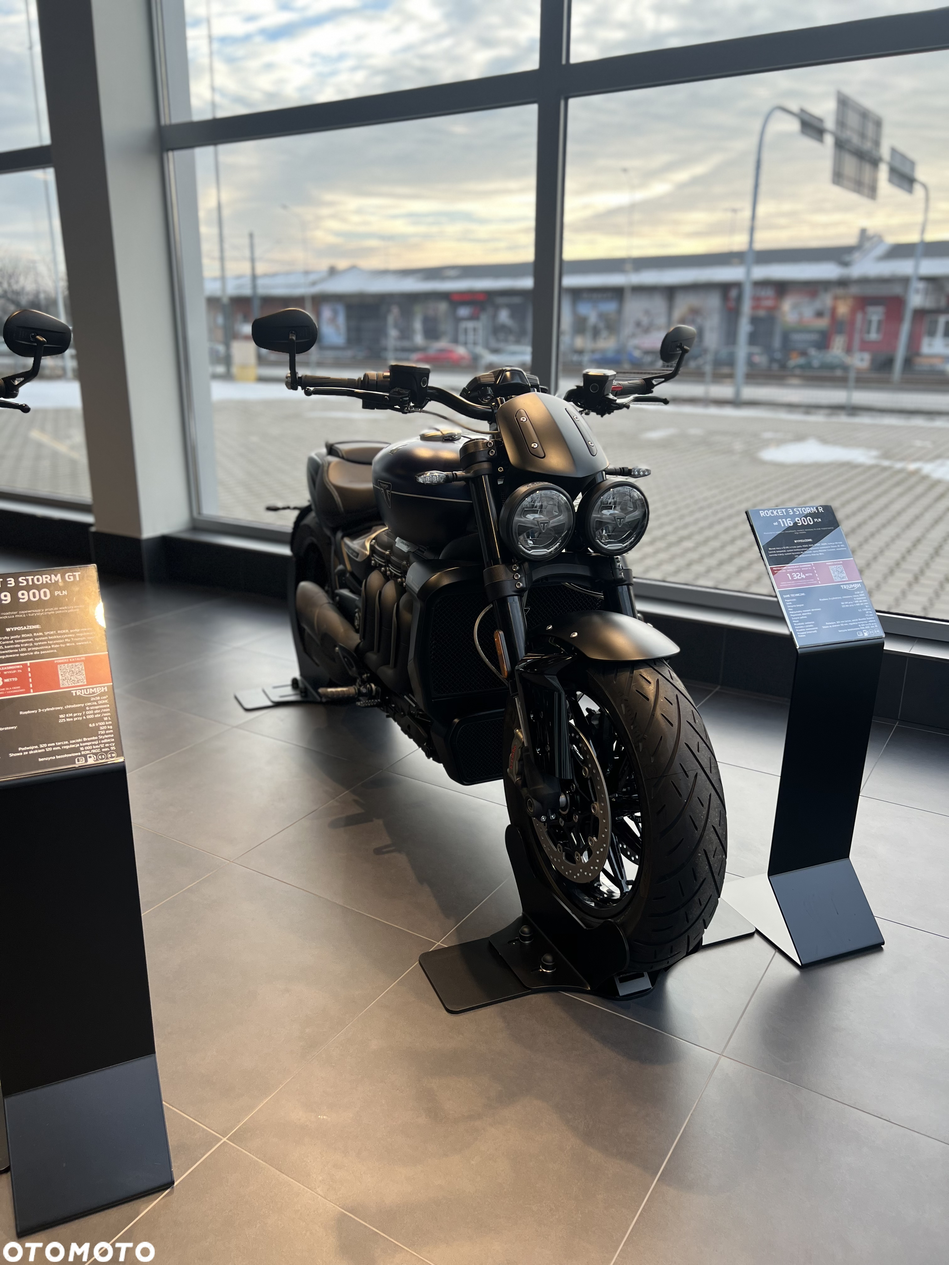 Triumph Rocket - 3