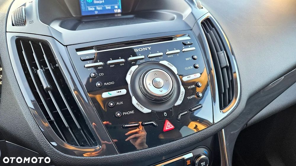 Ford Kuga 1.6 EcoBoost 2x4 Individual - 14