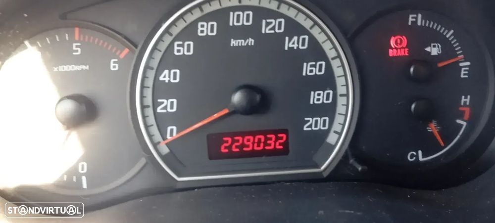 Suzuki Swift 1.3 DDiS GL - 1