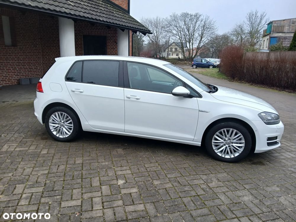 Volkswagen Golf 1.2 TSI BlueMotion Technology Cup - 4