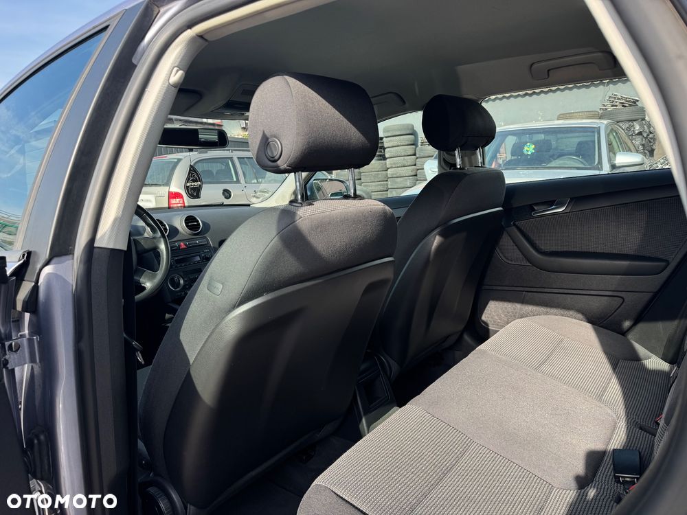 Audi A3 Sportback - 15