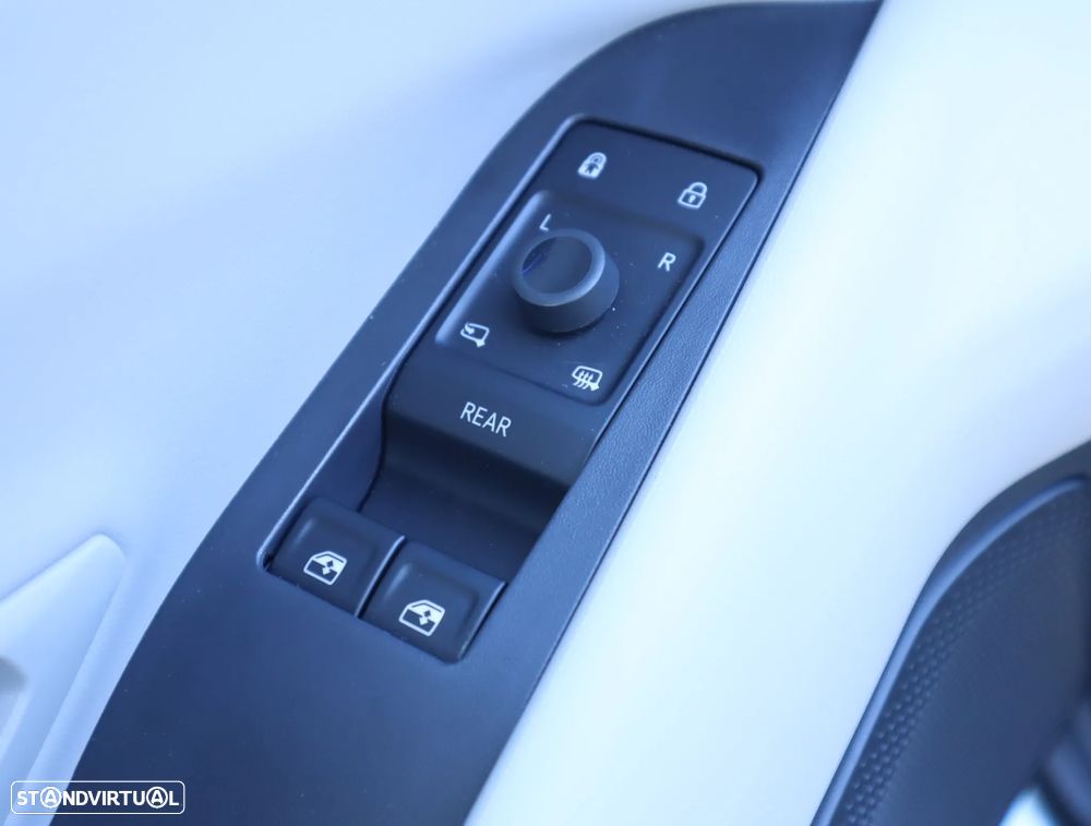 Ford Explorer 77 kWh Premium - 34