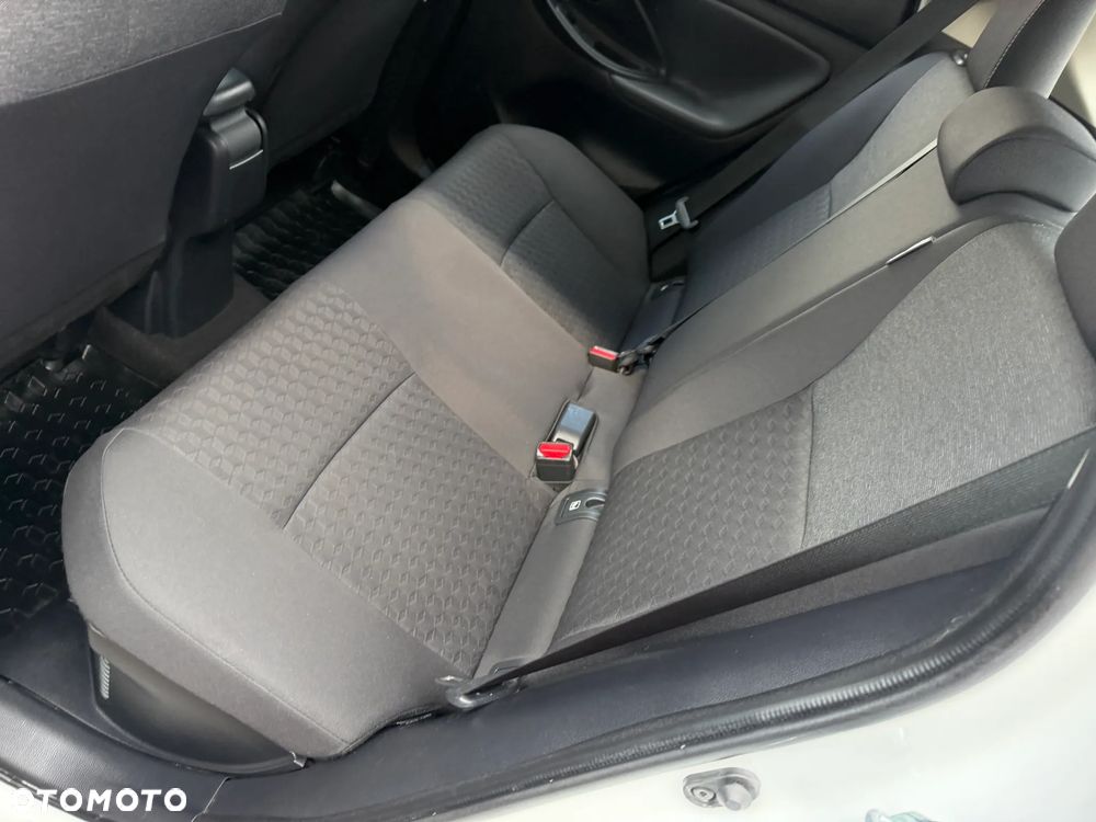 Toyota Yaris Hybrid 1.5 Comfort - 33