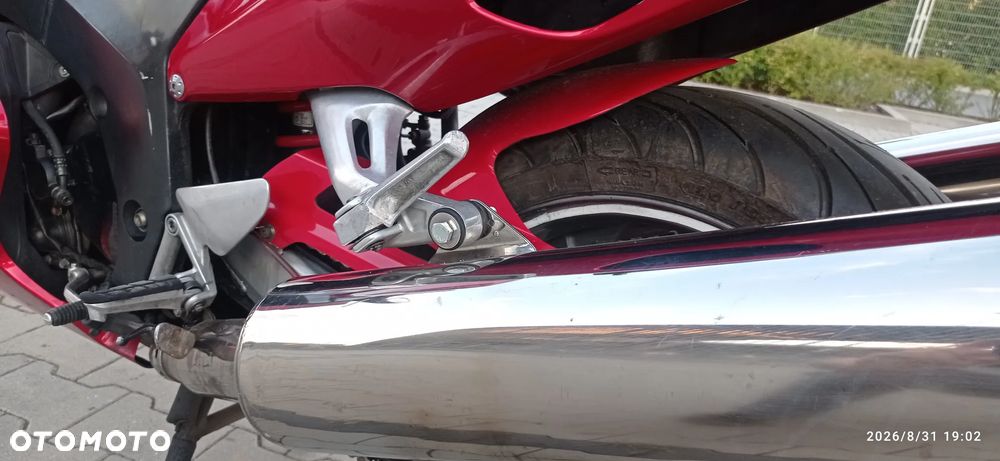 Honda CBR - 8
