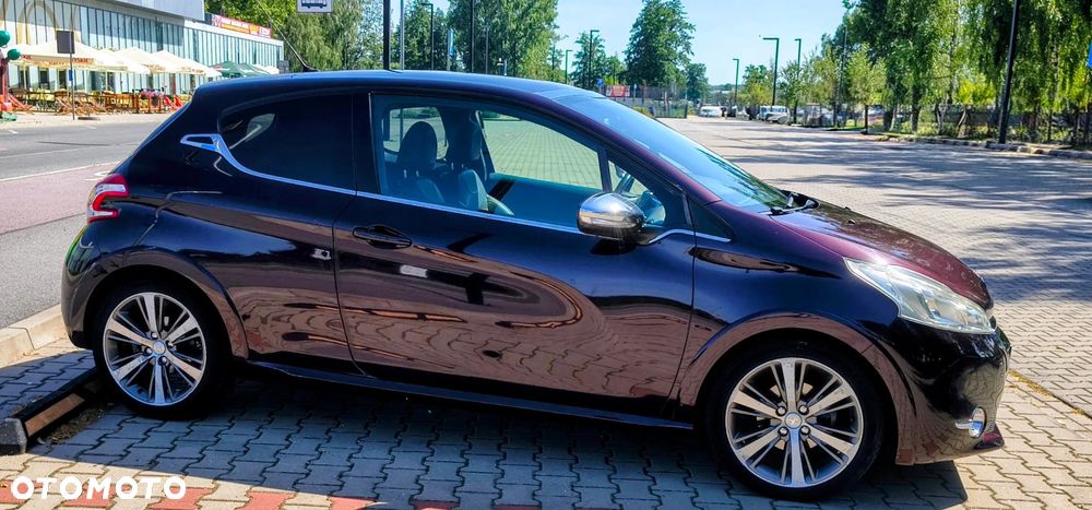 Peugeot 208 1.6 e-HDi Allure STT - 4