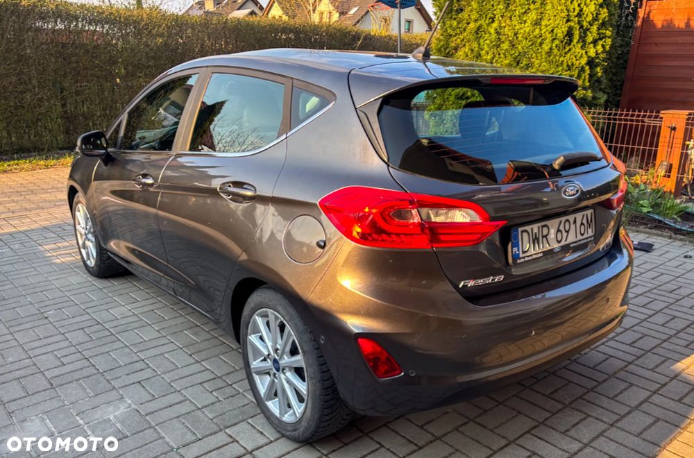 Ford Fiesta 1.0 EcoBoost S&S TITANIUM - 2