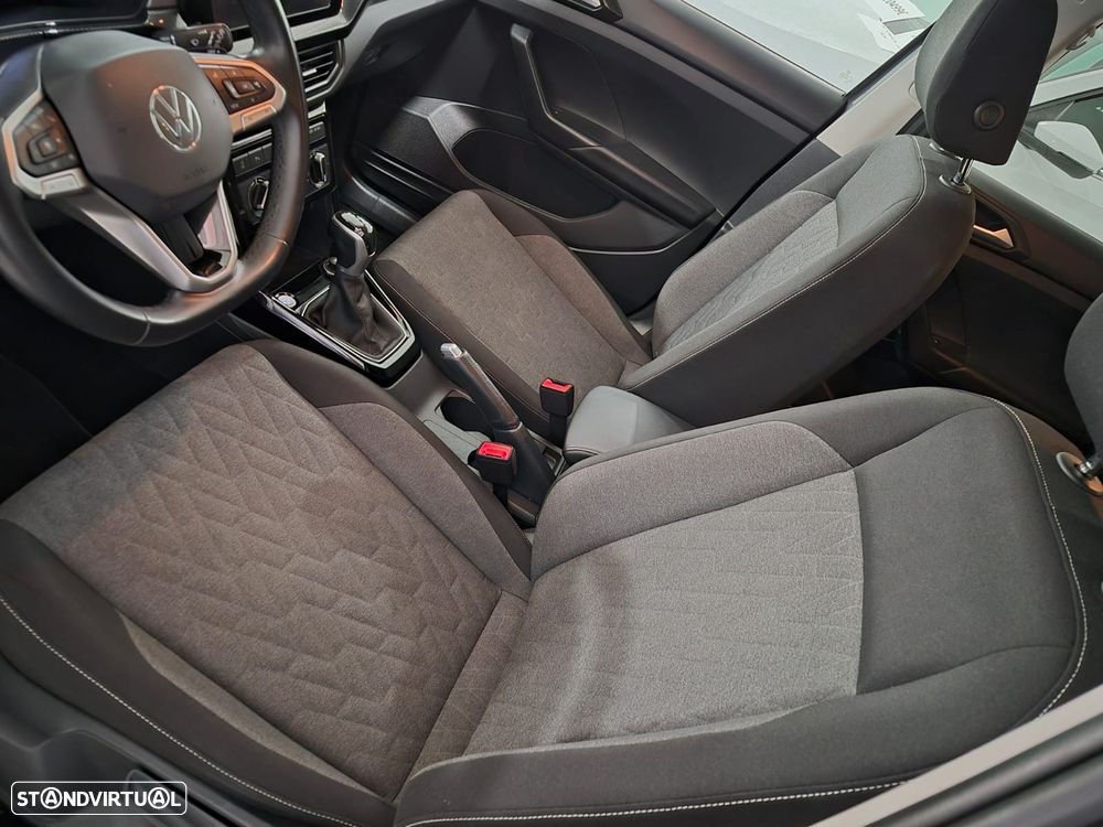 VW T-Cross 1.0 TSI Urban DSG - 18