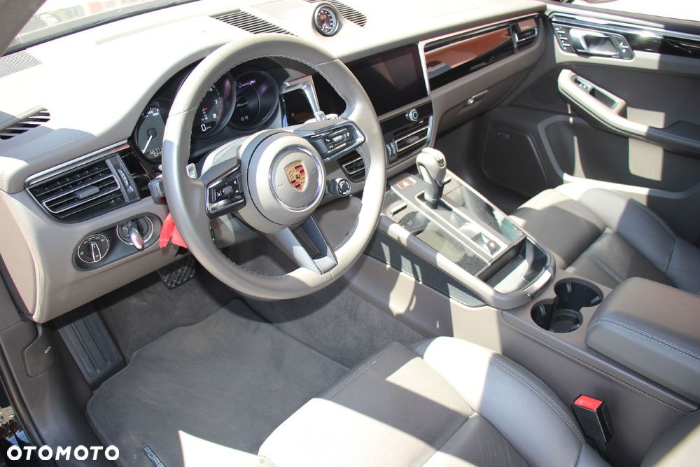 Porsche Macan Standard - 7