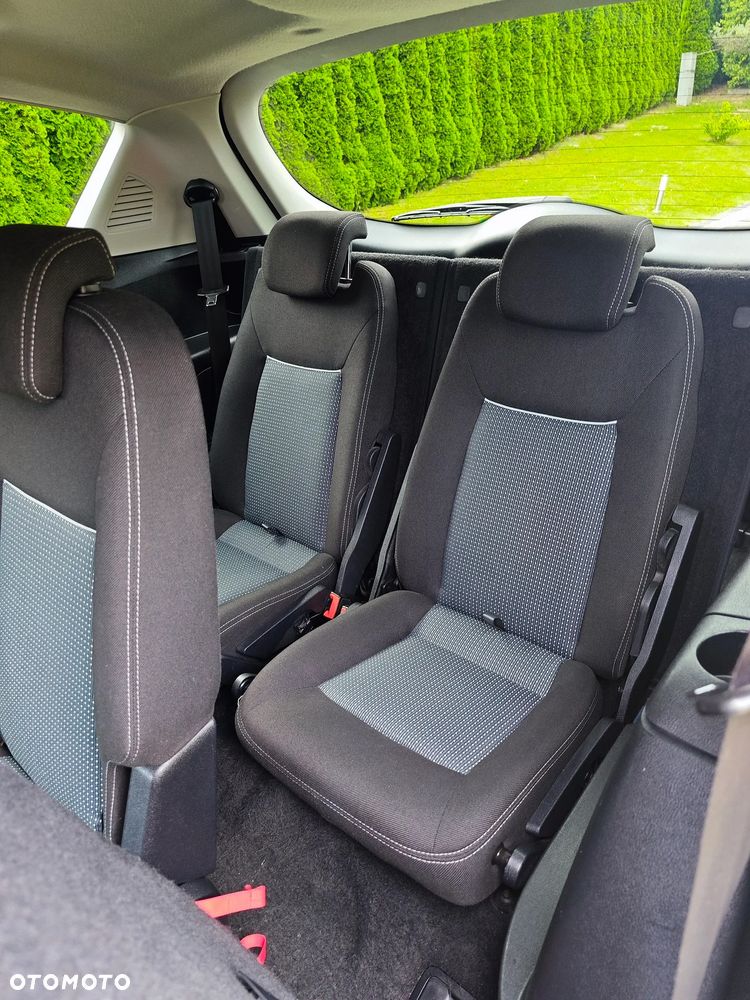 Ford S-Max 2.0 TDCi Ambiente - 19