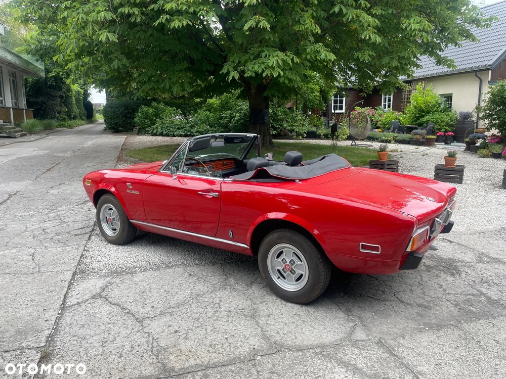 Fiat 124 Spider - 6
