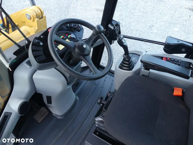 Caterpillar CAT 906M / Nowy model 2020r / Jak Nowy / - 11