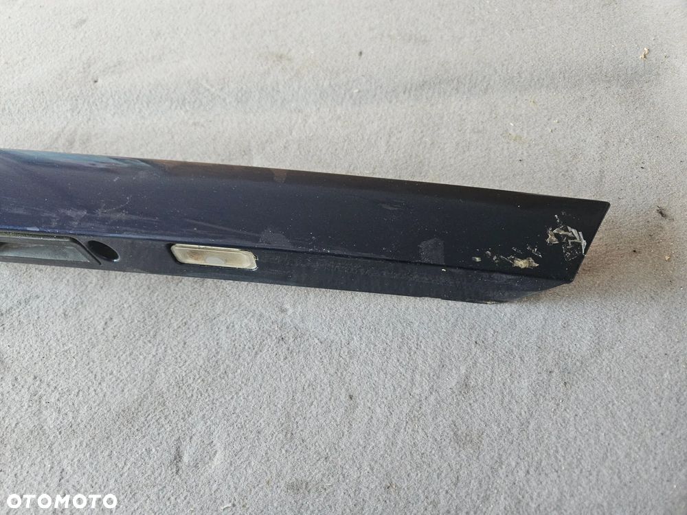 Listwa blenda klapy bagażnika mikrostyk Ford Mondeo Mk4 2008r kombi E6 - 2