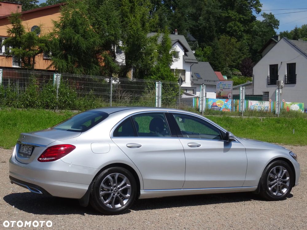 Mercedes-Benz Klasa C 180 Avantgarde - 13