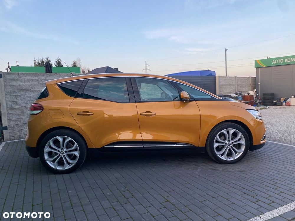 Renault Scenic - 16