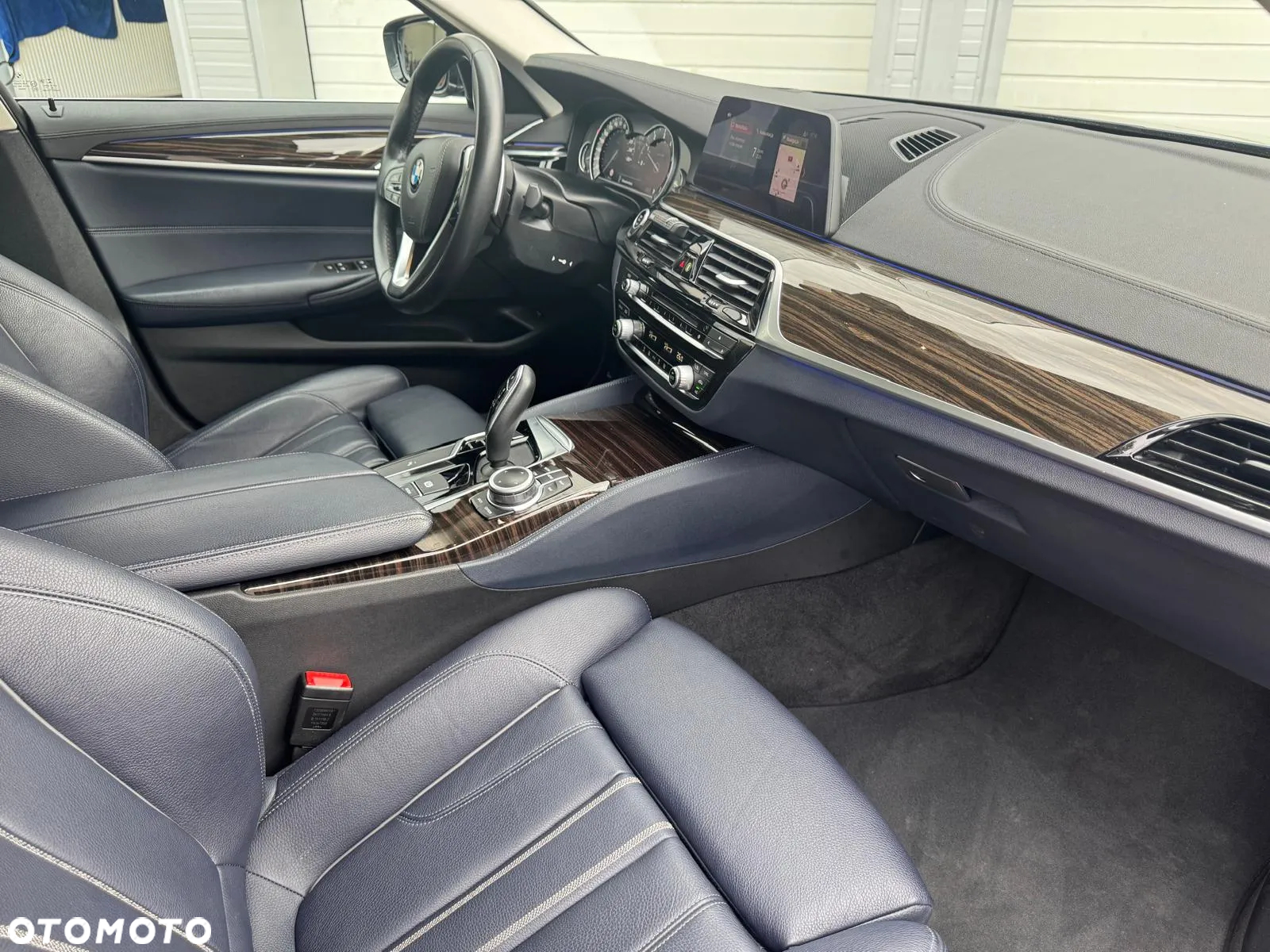 BMW Seria 5 540i xDrive Luxury Line - 10