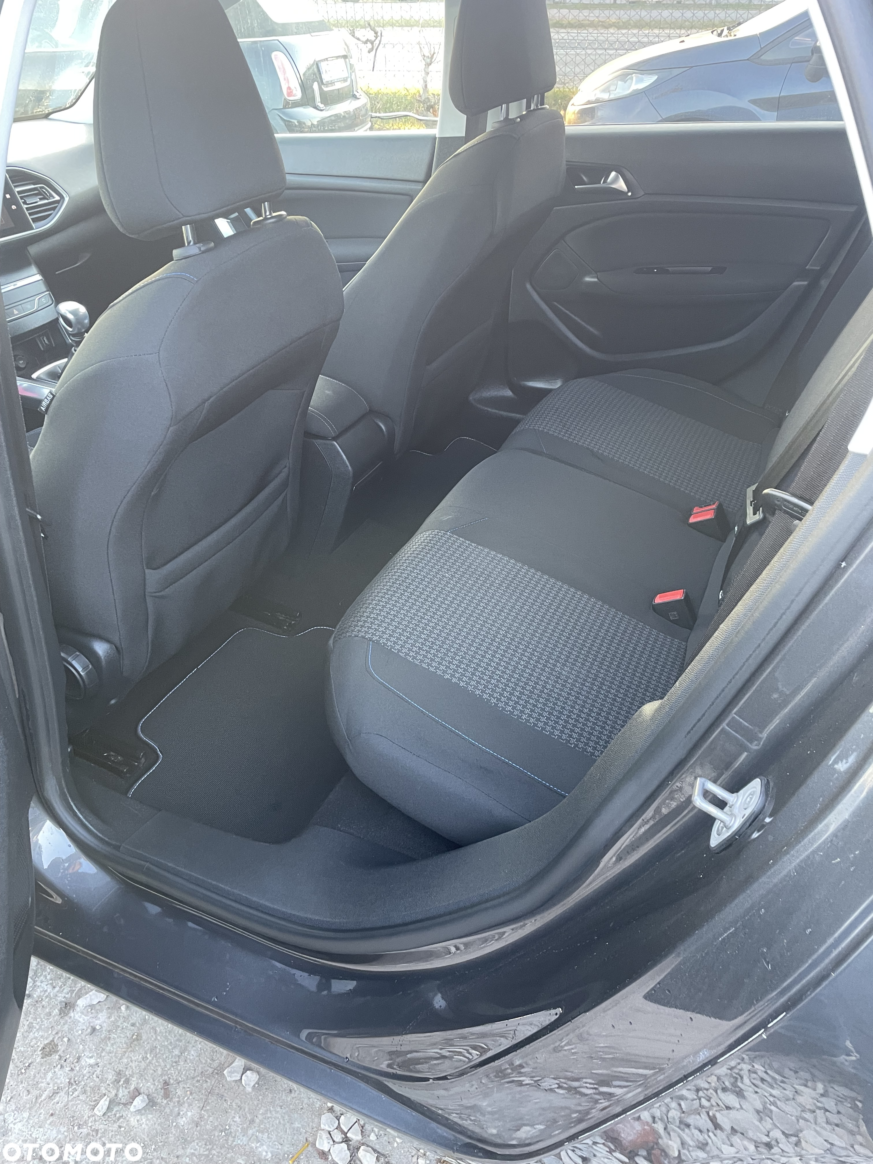 Peugeot 308 - 18