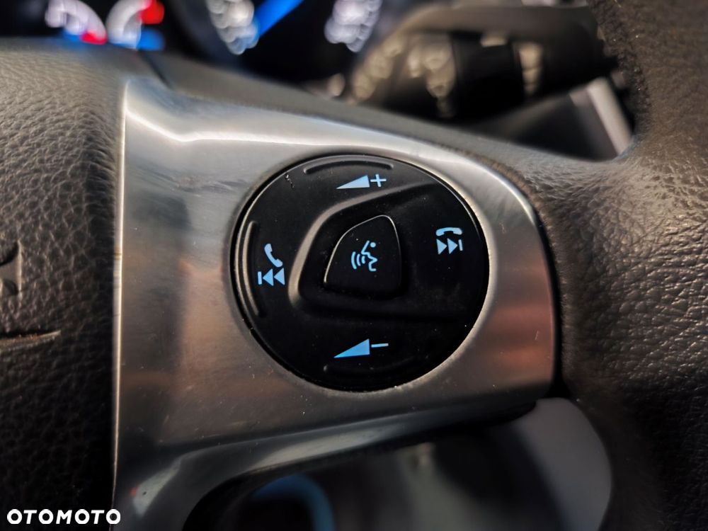 Ford C-MAX 1.6 Ti-VCT SYNC Edition - 16