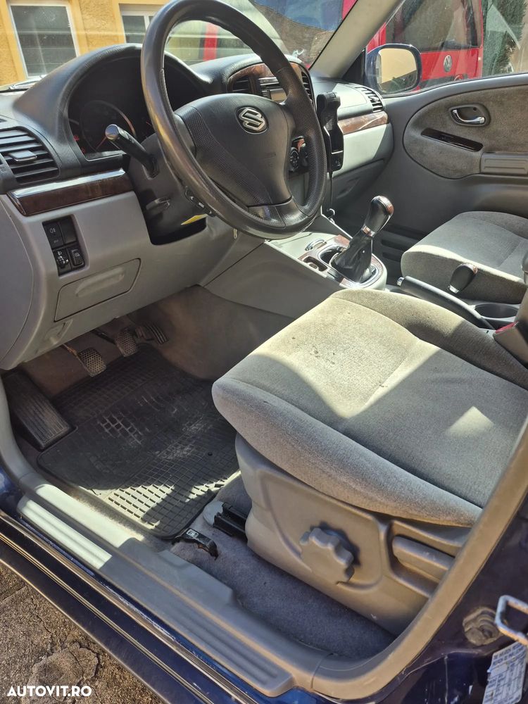 Suzuki Grand Vitara - 4