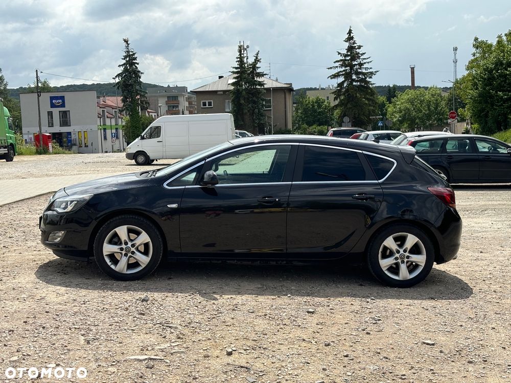 Opel Astra 1.6 T Sport - 8