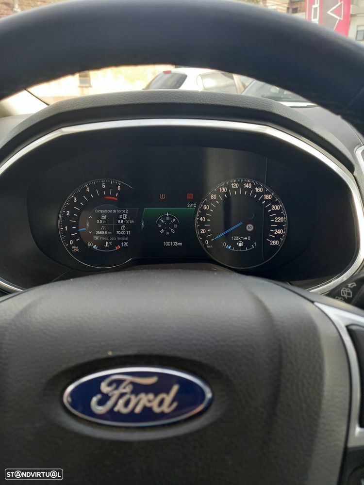 Ford S-Max 2.0 TDCi Titanium - 8