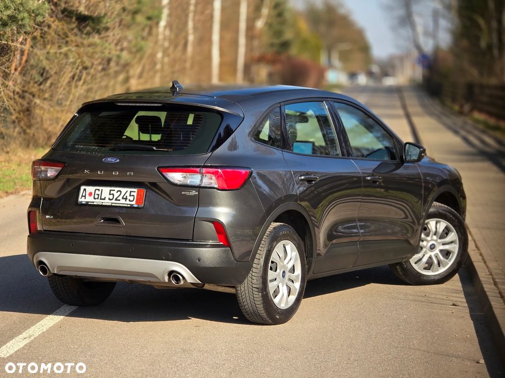 Ford Kuga - 4