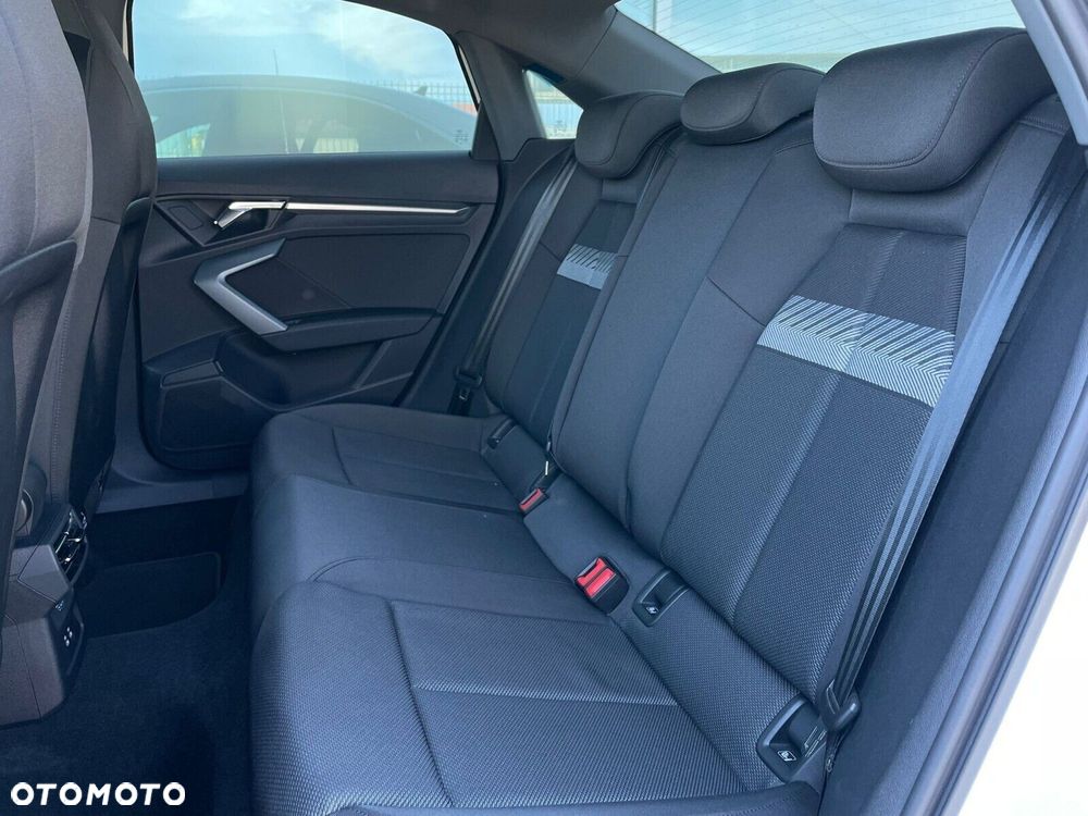 Audi A3 Limousine - 11
