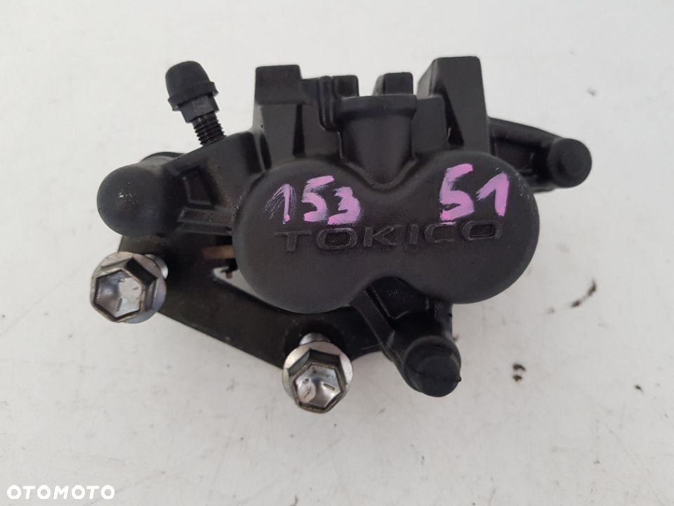 2005r Suzuki GSF 650 BANDIT Zacisk Hamulca Przód - 1