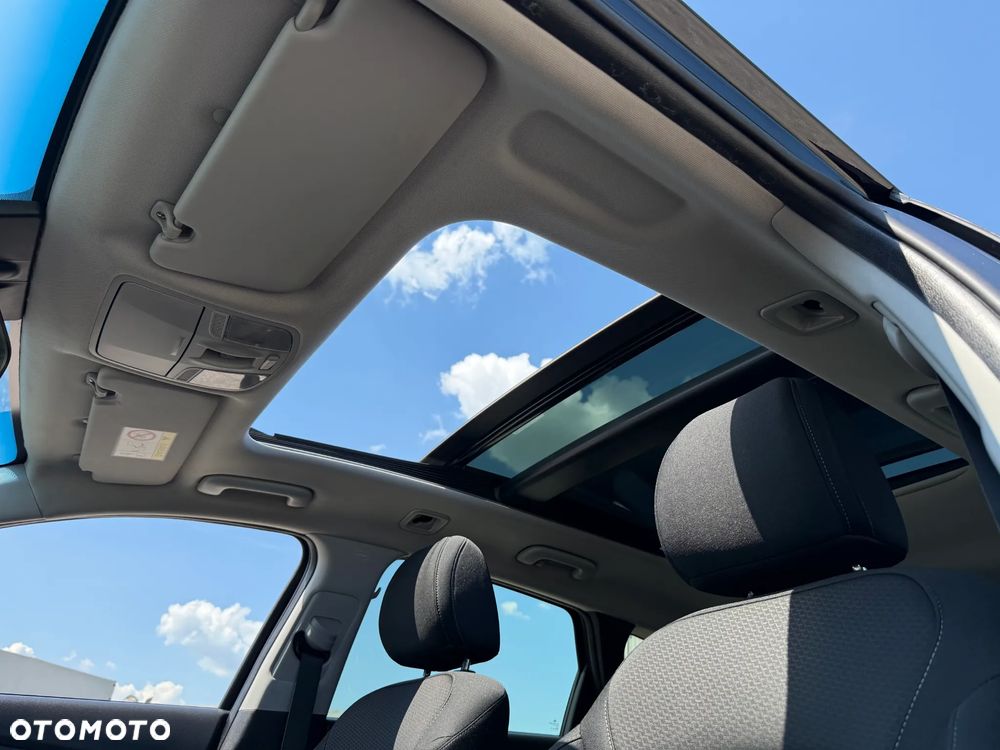 Hyundai i30 1.6 CRDI DCT Intro - 35