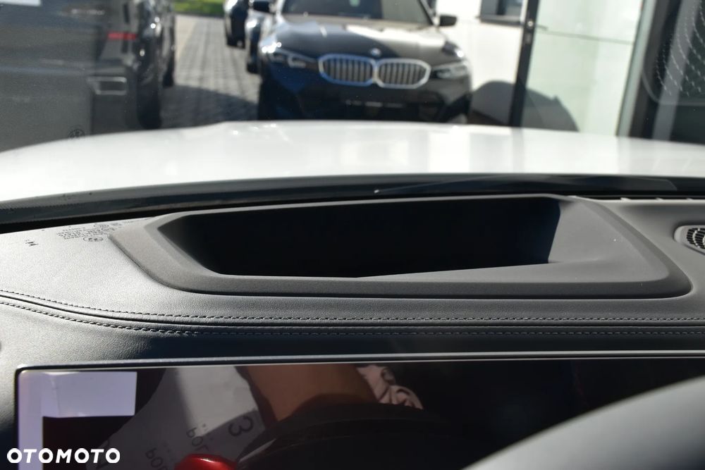 BMW M3 Competition xDrive sport - 19